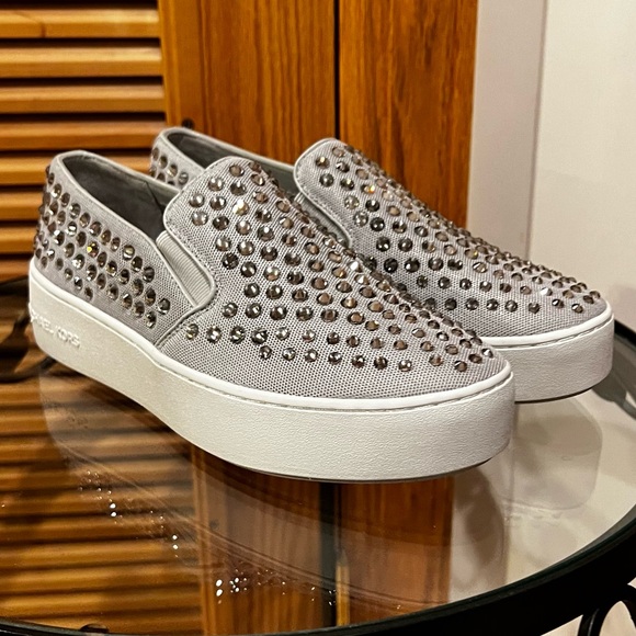 Michael Kors Stunning Silver Sneakers | 7.5 NOWT 🪩🤩 - Picture 8 of 13